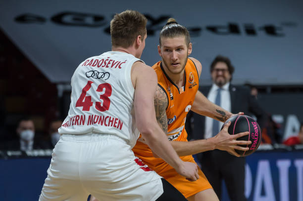 他在技术和 他在技术和