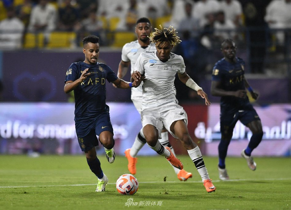 的意外缺席 的意外缺席